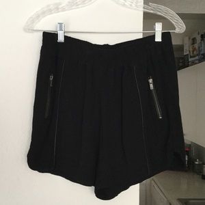Ikks black short